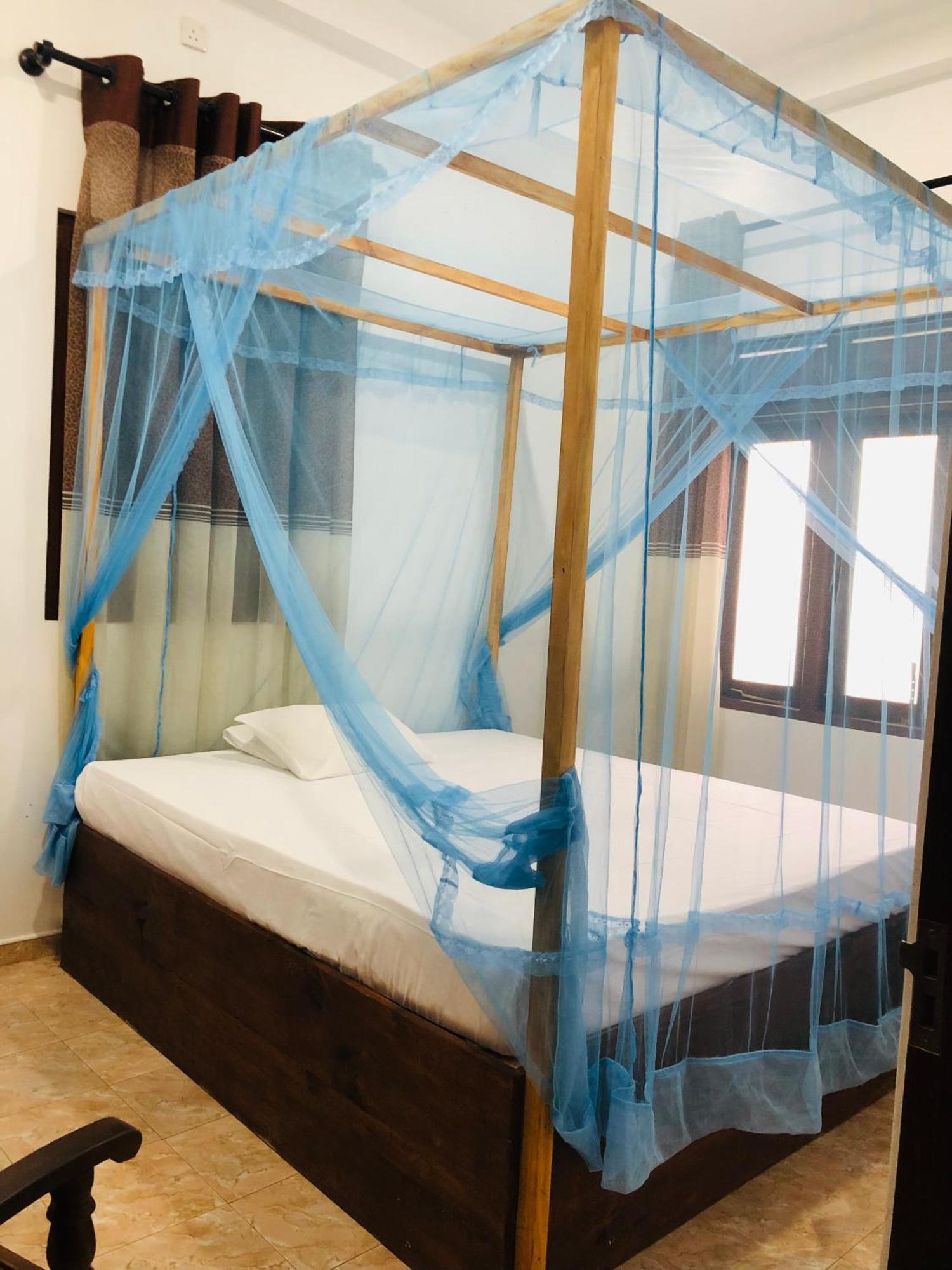 Senarathna Guest House Уелигама Екстериор снимка