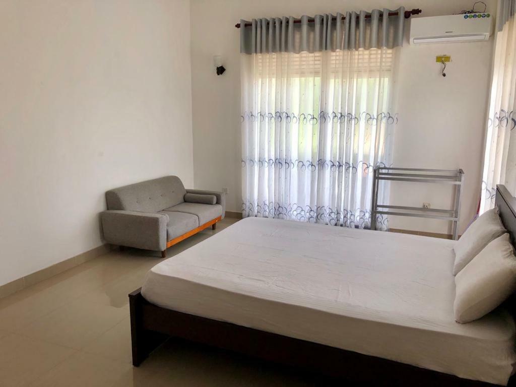 Senarathna Guest House Уелигама Екстериор снимка